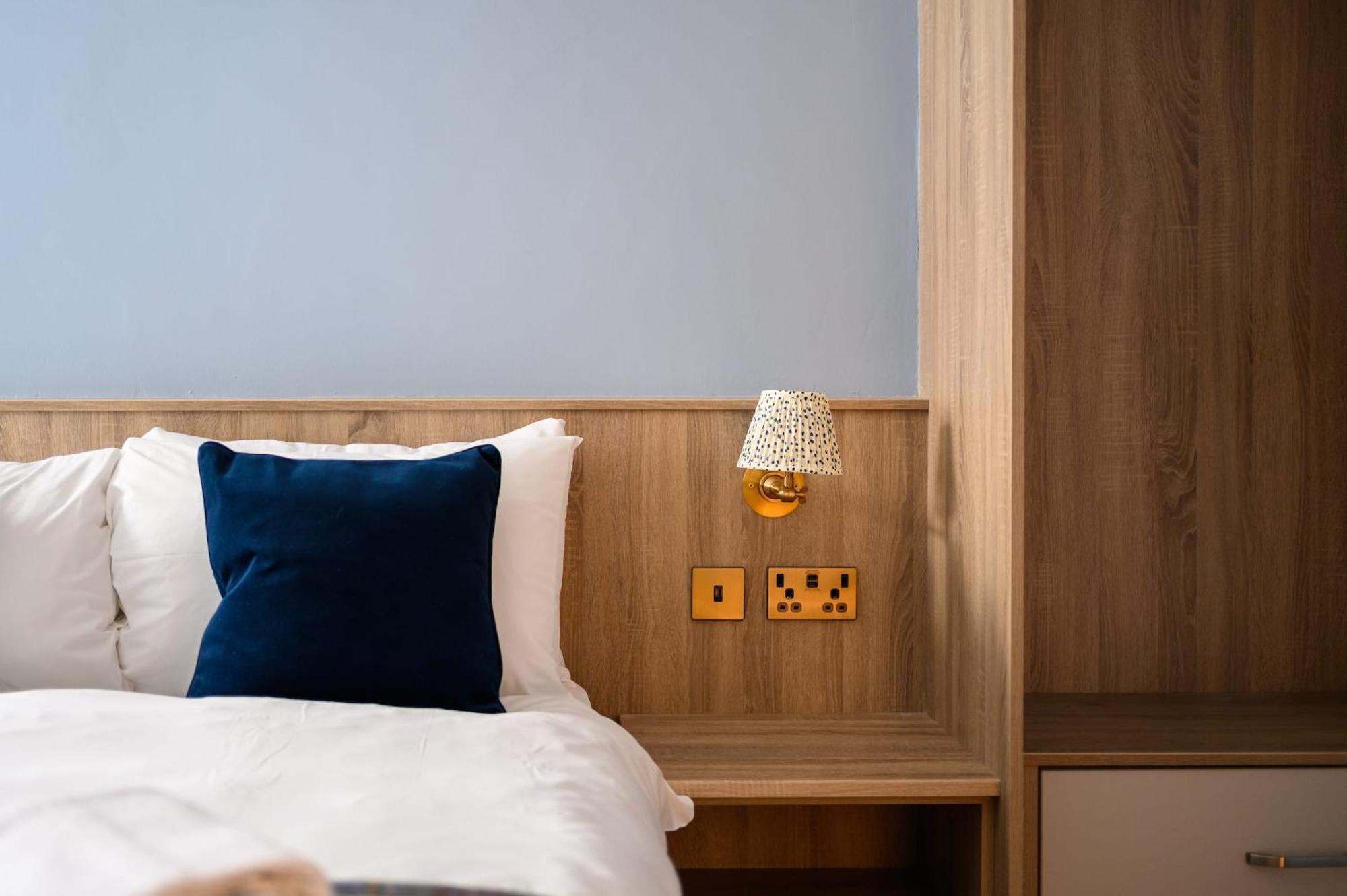 אדינבורו Queen Charlotte Guesthouse מראה חיצוני תמונה