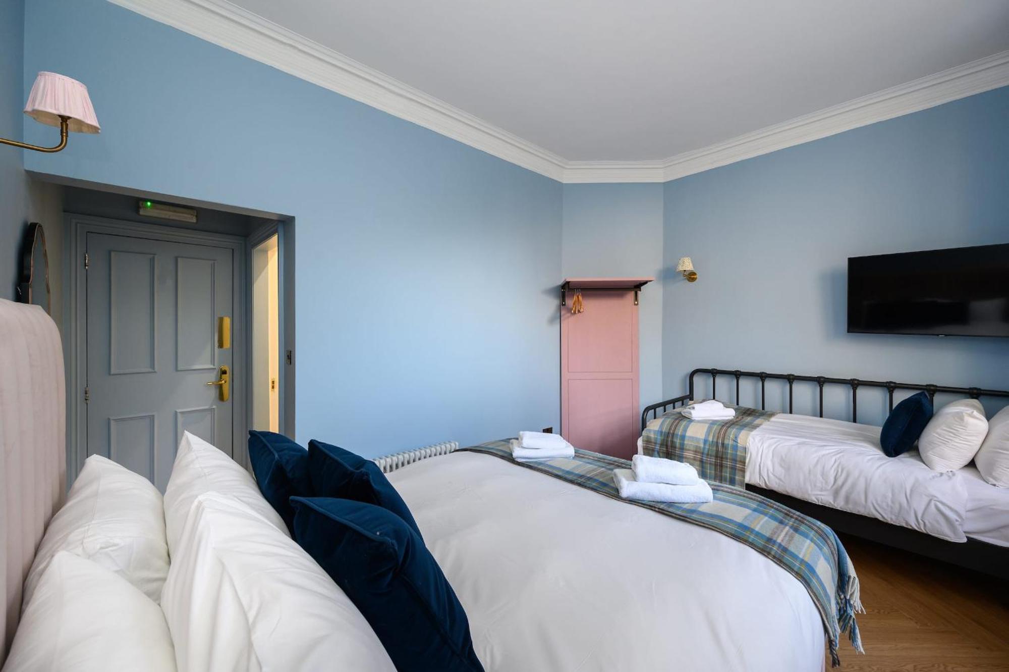 אדינבורו Queen Charlotte Guesthouse מראה חיצוני תמונה