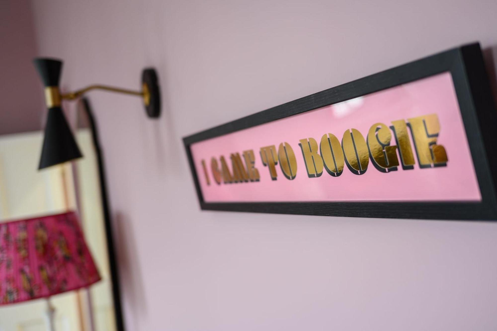 אדינבורו Queen Charlotte Guesthouse מראה חיצוני תמונה