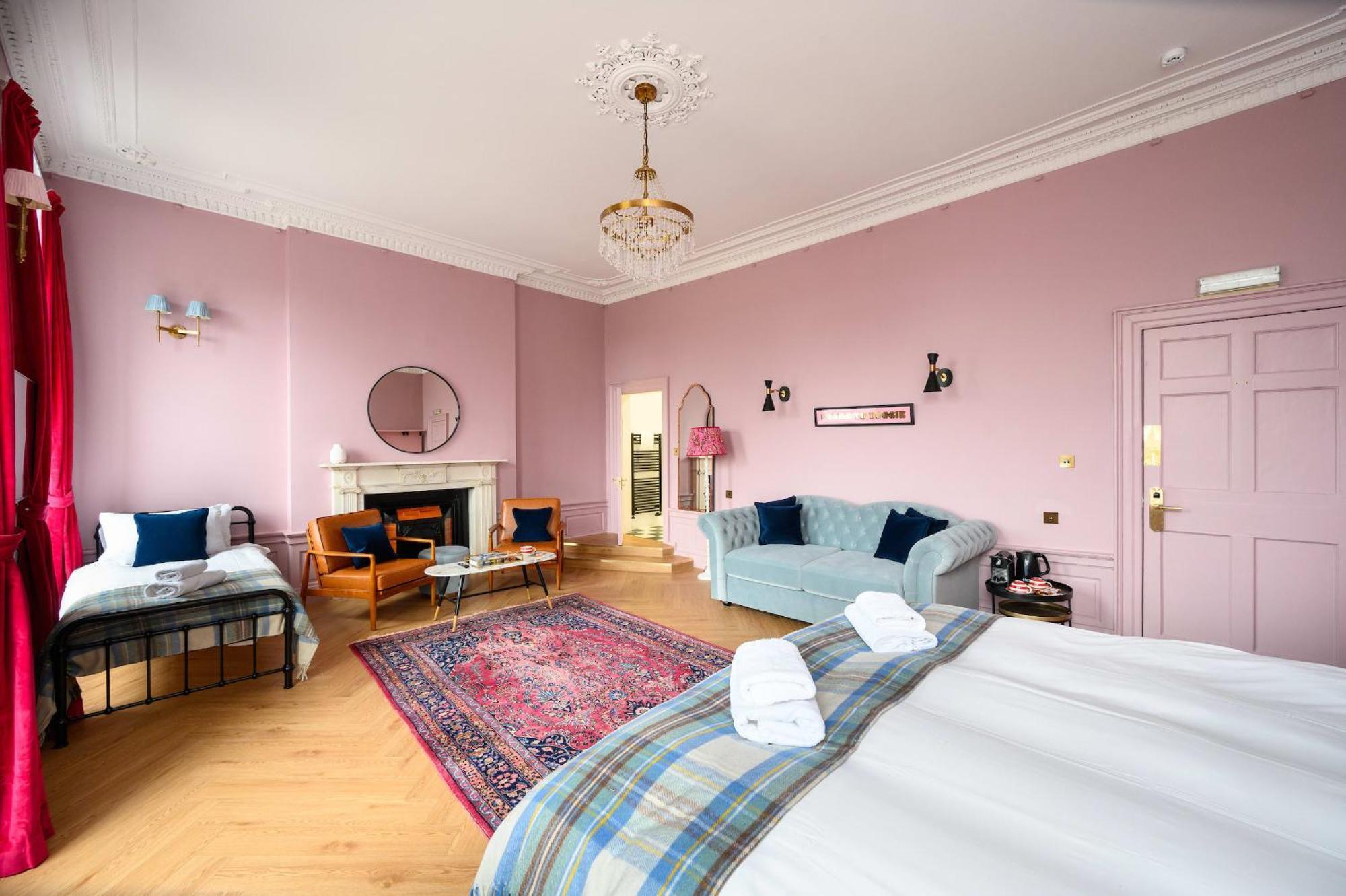 אדינבורו Queen Charlotte Guesthouse מראה חיצוני תמונה