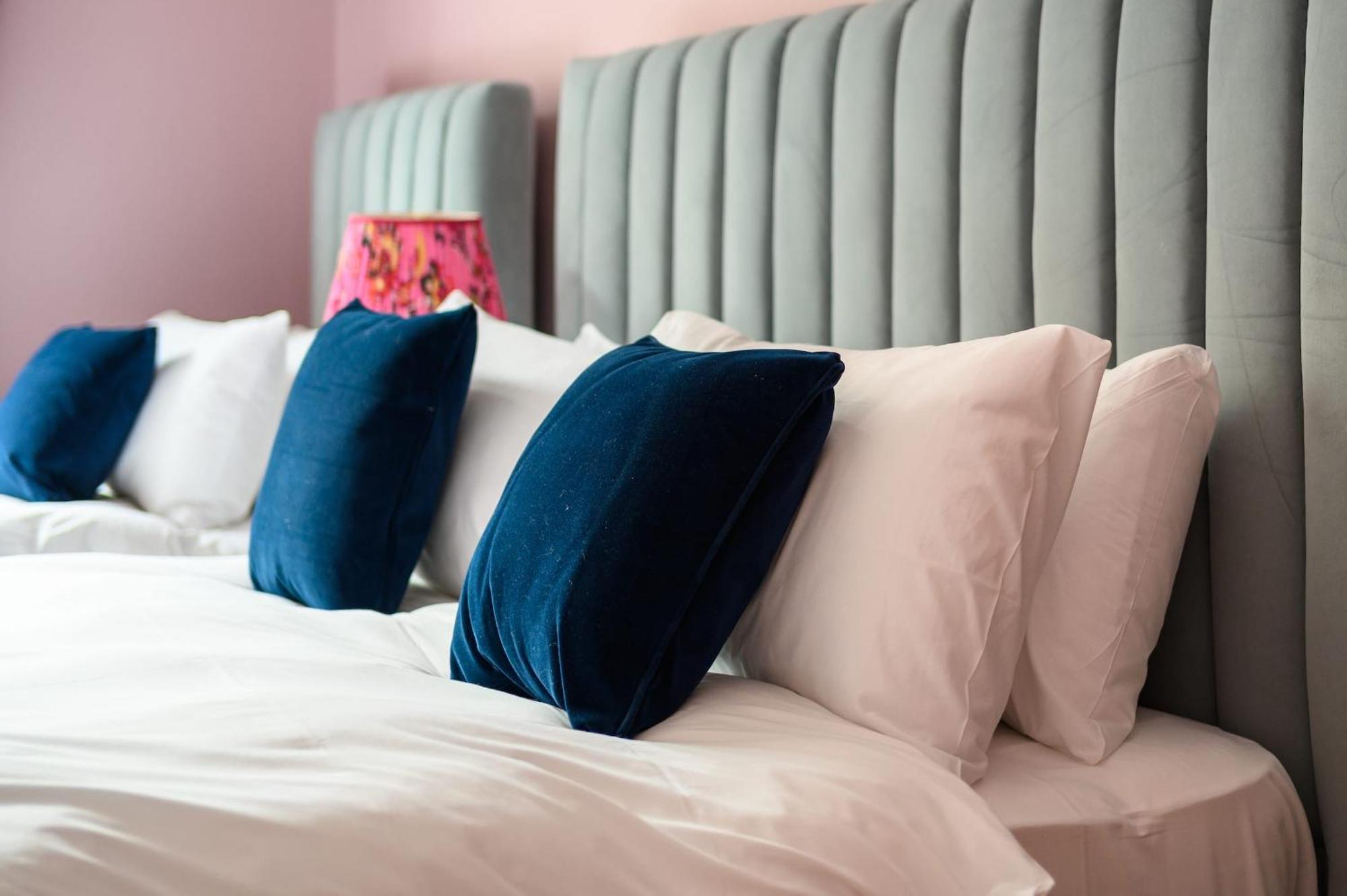 אדינבורו Queen Charlotte Guesthouse מראה חיצוני תמונה