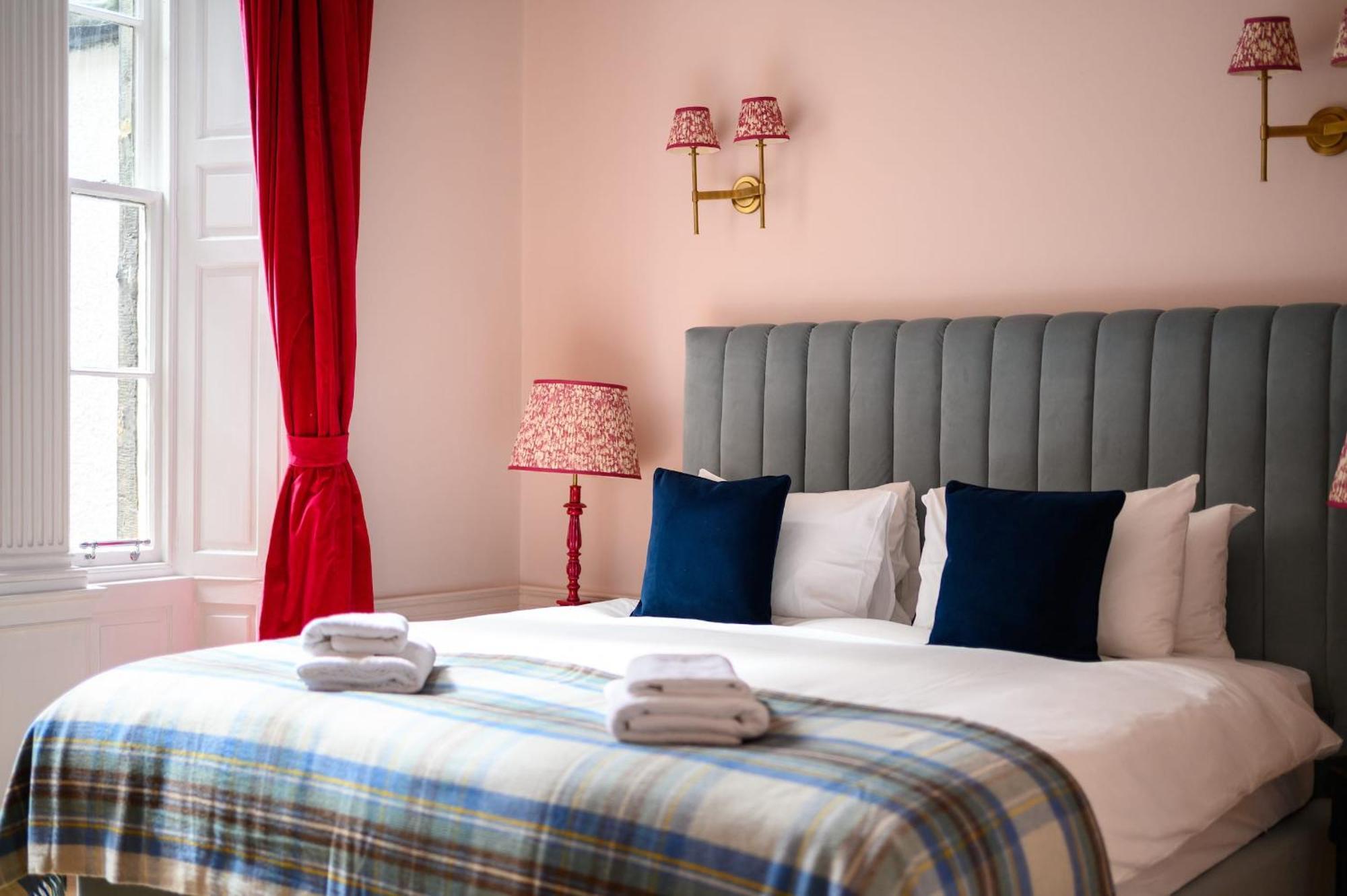 אדינבורו Queen Charlotte Guesthouse מראה חיצוני תמונה